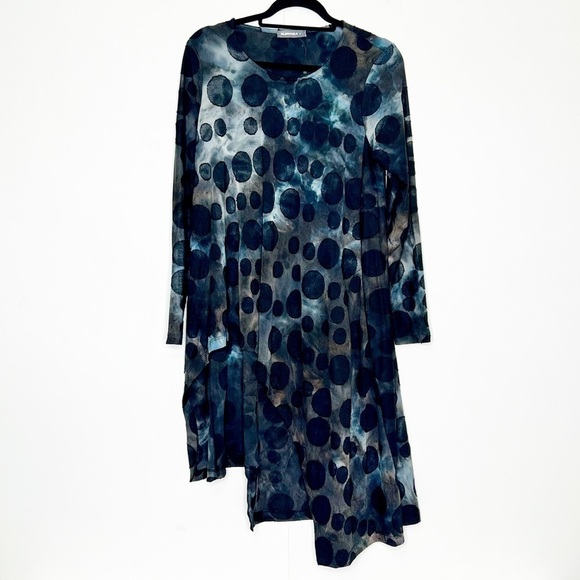 Alembika Echo Dot Asymmetrical Tunic - Picture 3 of 8